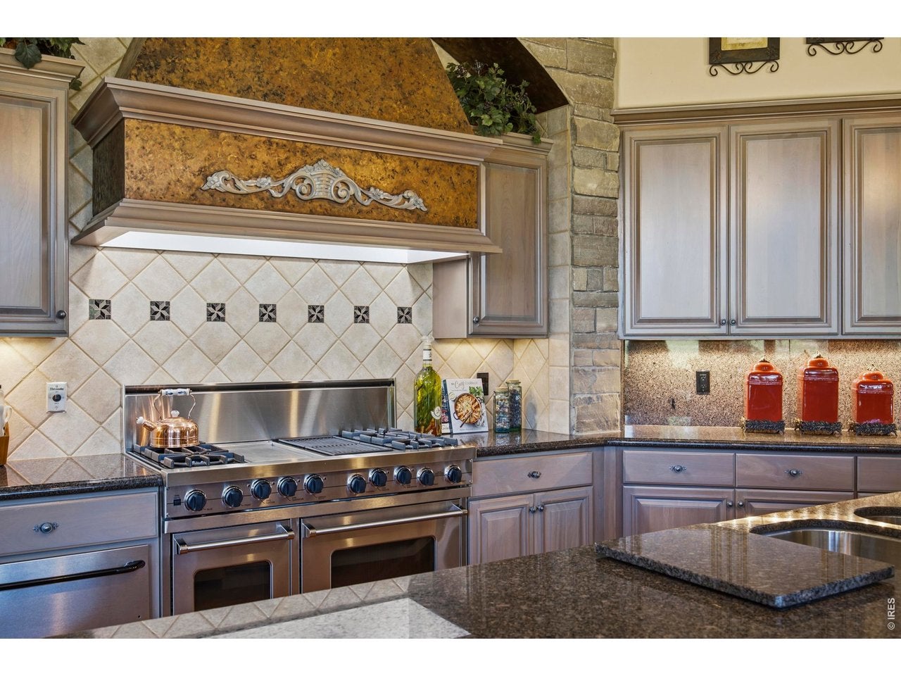 Fort Collins, Colorado, 80524, United States, 3 Bedrooms Bedrooms, ,5 BathroomsBathrooms,Residential,Contingent,2045710