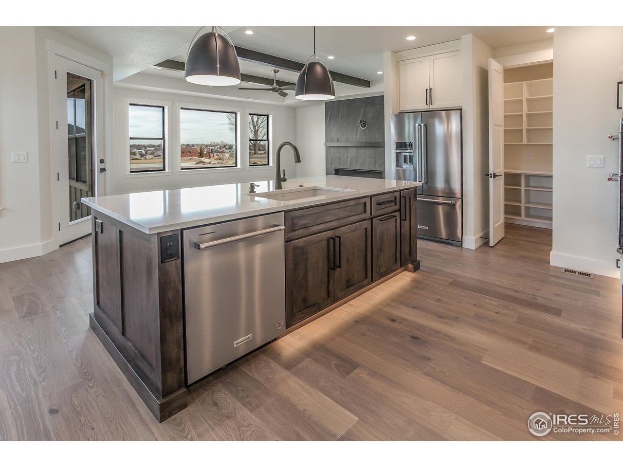 Berthoud, Colorado, 80513, United States, 4 Bedrooms Bedrooms, ,4 BathroomsBathrooms,Residential,Active,1995272