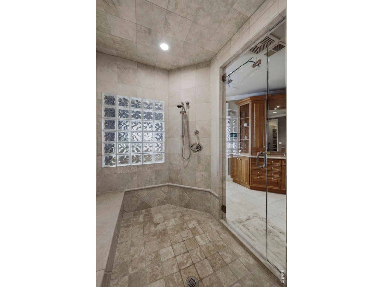 Niwot, Colorado, 80503, United States, 5 Bedrooms Bedrooms, ,6 BathroomsBathrooms,Residential,Active,2045621