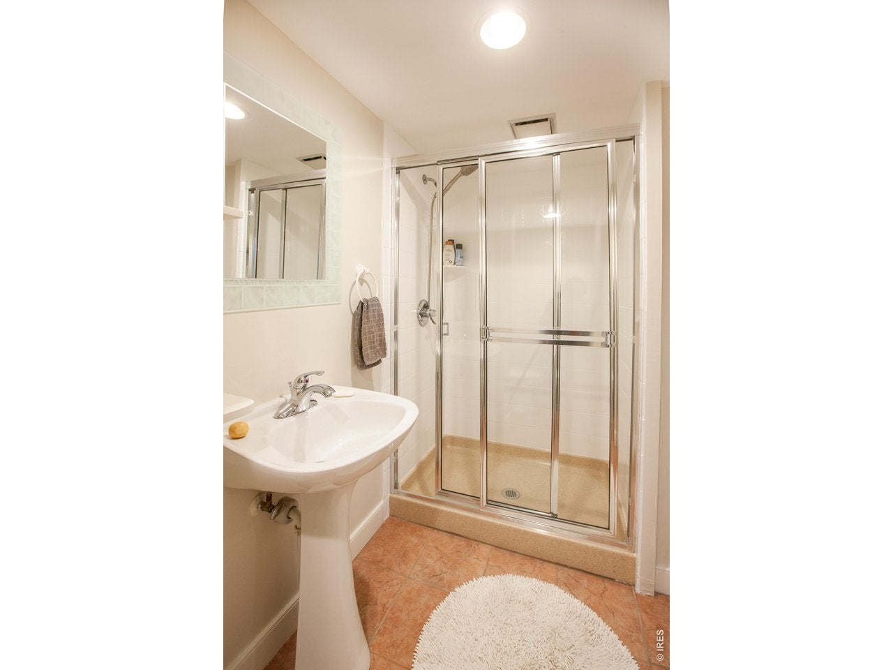 Longmont, Colorado, 80503, United States, 4 Bedrooms Bedrooms, ,4 BathroomsBathrooms,Residential,Contingent,2045596