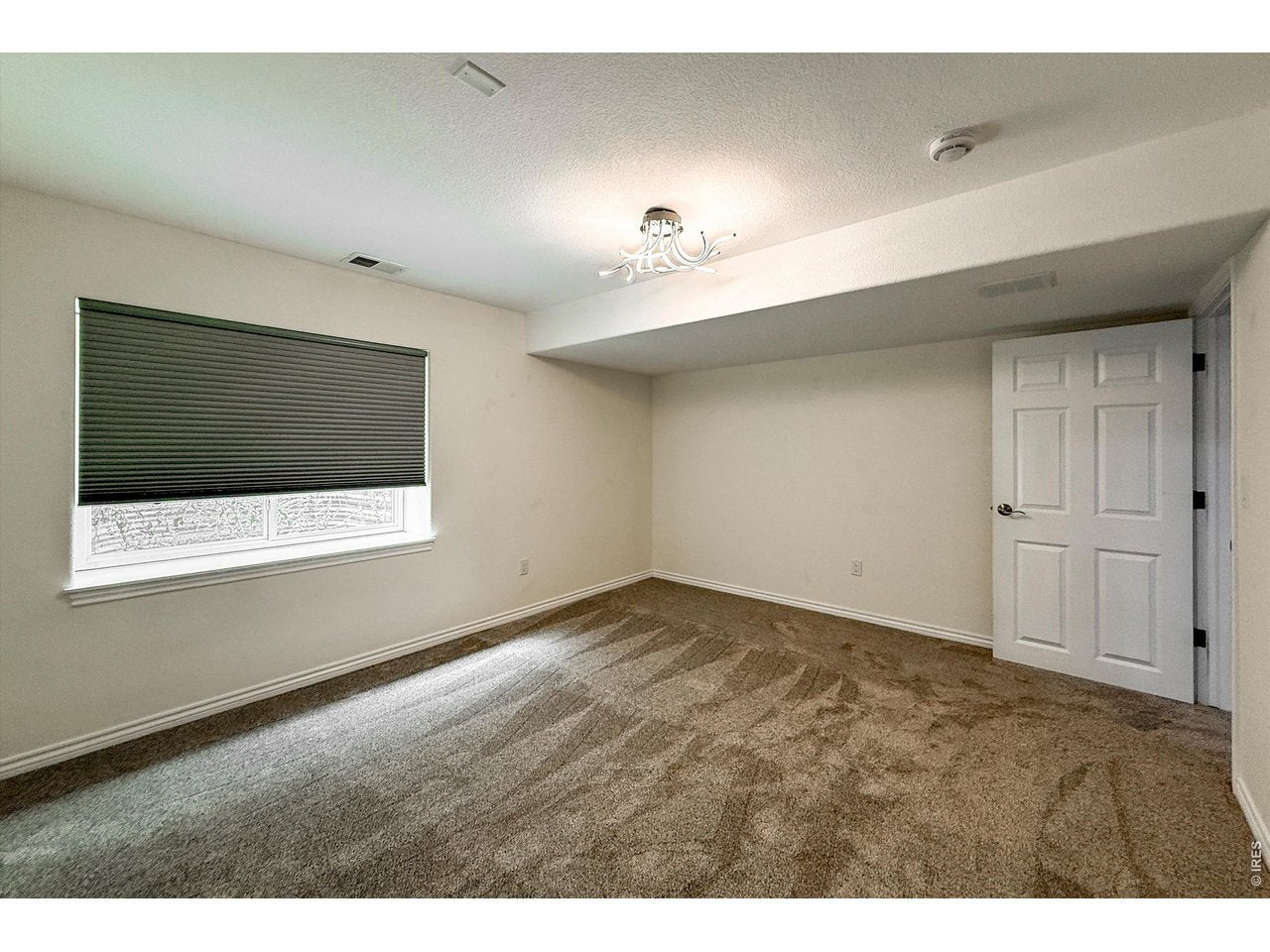 Longmont, Colorado, 80503, United States, 5 Bedrooms Bedrooms, ,5 BathroomsBathrooms,Residential,Active,2045796