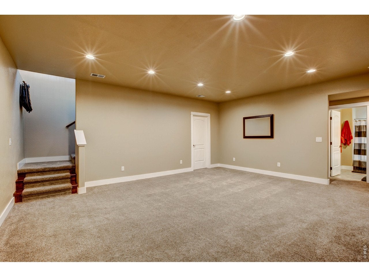 Severance, Colorado, 80610, United States, 5 Bedrooms Bedrooms, ,3 BathroomsBathrooms,Residential,Active,2043120