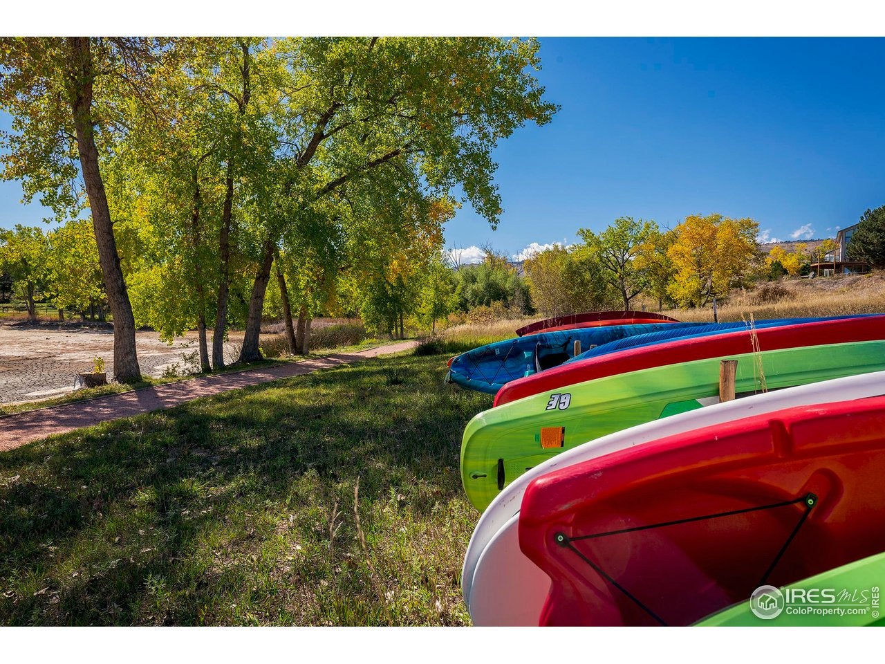 Longmont, Colorado, 80503, United States, 3 Bedrooms Bedrooms, ,3 BathroomsBathrooms,Residential,Contingent,1997617