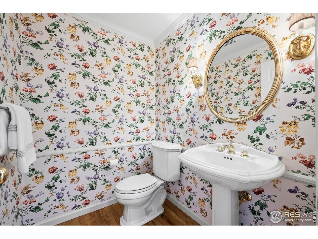 Boulder, Colorado, 80301, United States, 3 Bedrooms Bedrooms, ,4 BathroomsBathrooms,Residential,Active,1997593