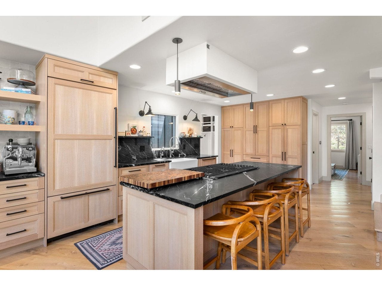 Boulder, Colorado, 80304, United States, 4 Bedrooms Bedrooms, ,4 BathroomsBathrooms,Residential,Contingent,2045742