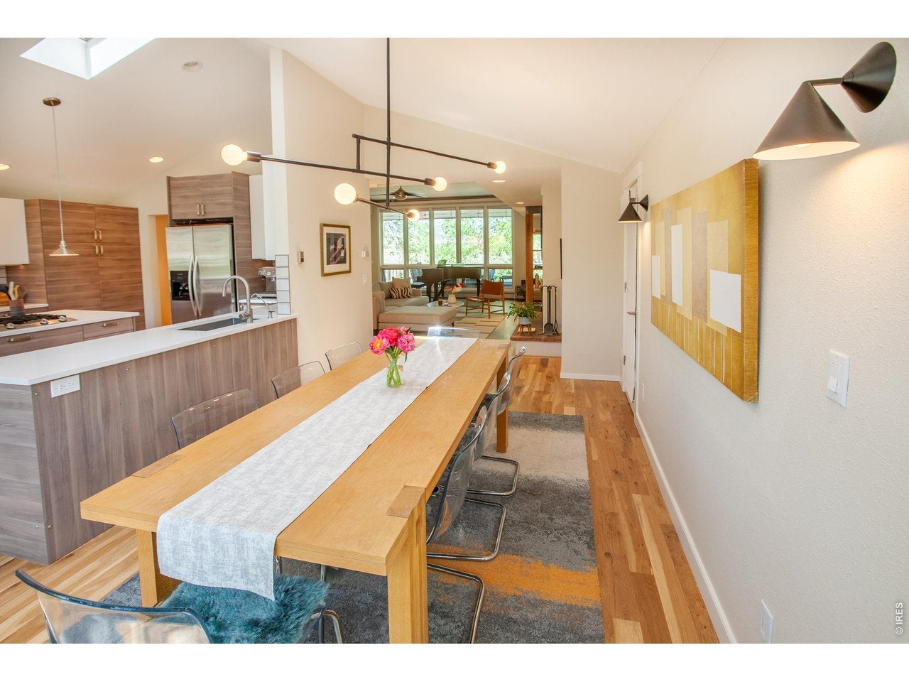 Longmont, Colorado, 80503, United States, 4 Bedrooms Bedrooms, ,4 BathroomsBathrooms,Residential,Contingent,2045596