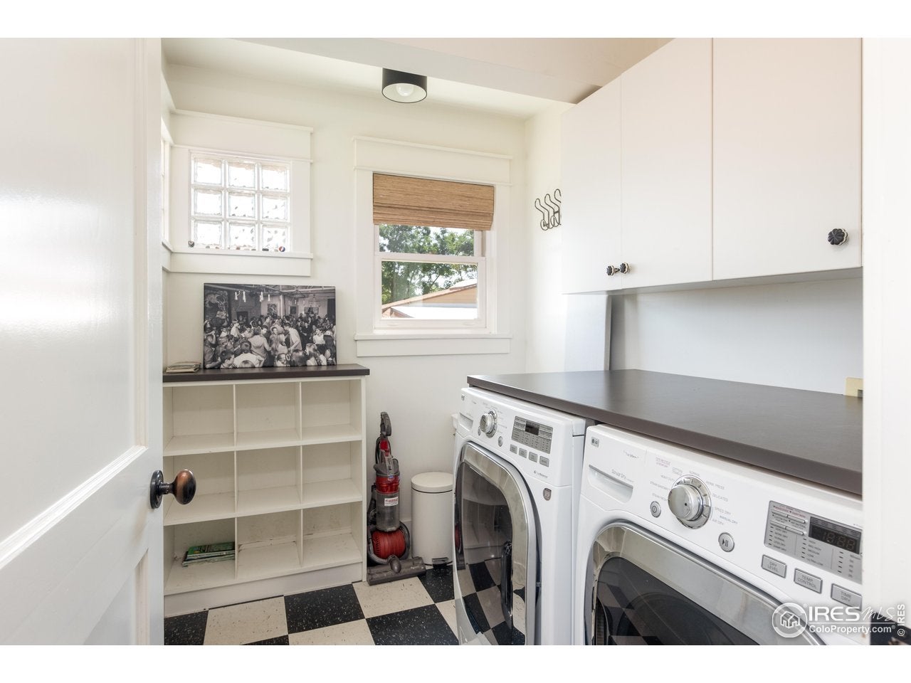 Boulder, Colorado, 80304, United States, 3 Bedrooms Bedrooms, ,2 BathroomsBathrooms,Residential,Active,2010153