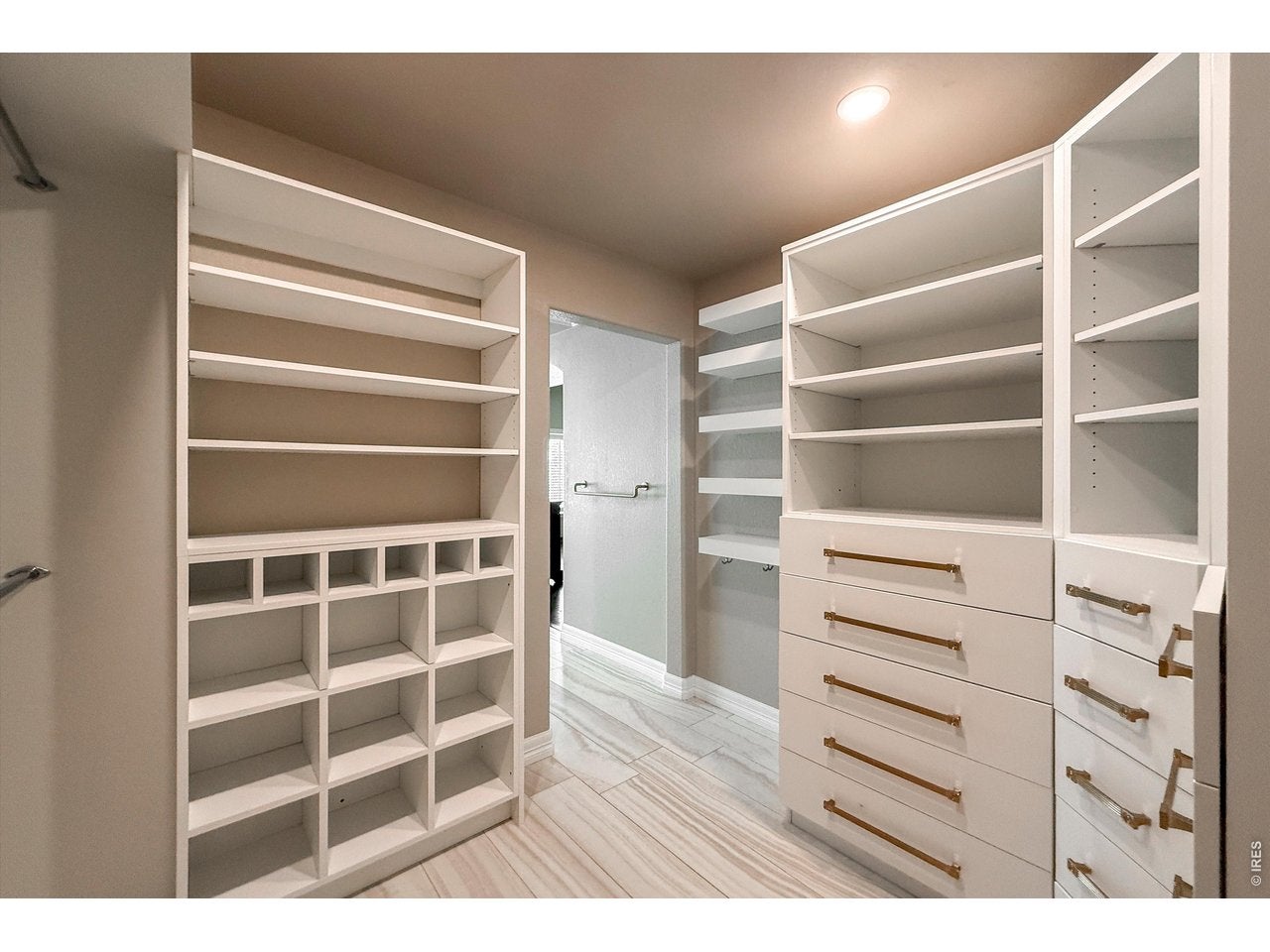 Longmont, Colorado, 80503, United States, 5 Bedrooms Bedrooms, ,5 BathroomsBathrooms,Residential,Active,2045796