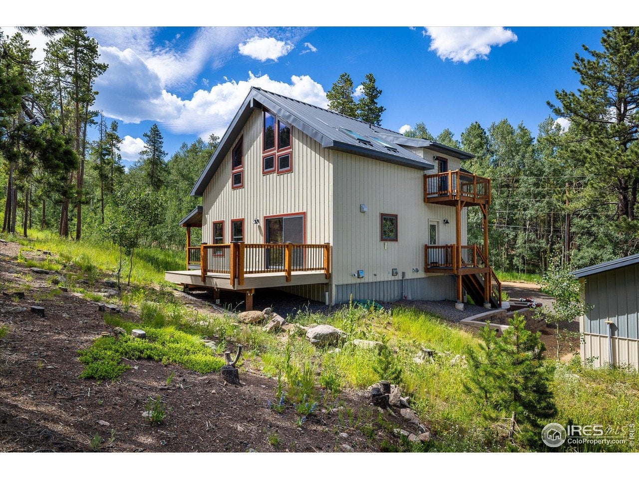 Golden, Colorado, 80403, United States, ,3 BathroomsBathrooms,Residential,Active,1888512