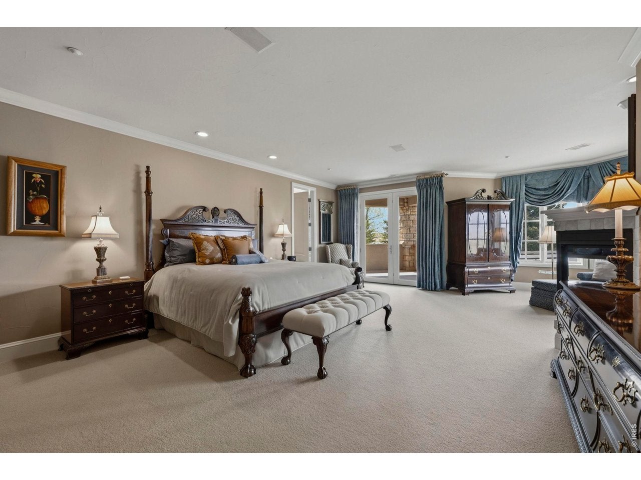Niwot, Colorado, 80503, United States, 5 Bedrooms Bedrooms, ,6 BathroomsBathrooms,Residential,Active,2045621
