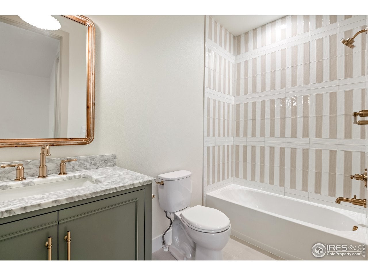 Windsor, Colorado, 80550, United States, 4 Bedrooms Bedrooms, ,4 BathroomsBathrooms,Residential,Active,2007980