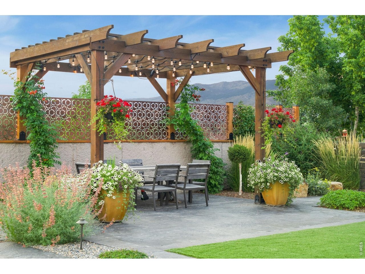 Loveland, Colorado, 80538, United States, 4 Bedrooms Bedrooms, ,3 BathroomsBathrooms,Residential,Active,2036031