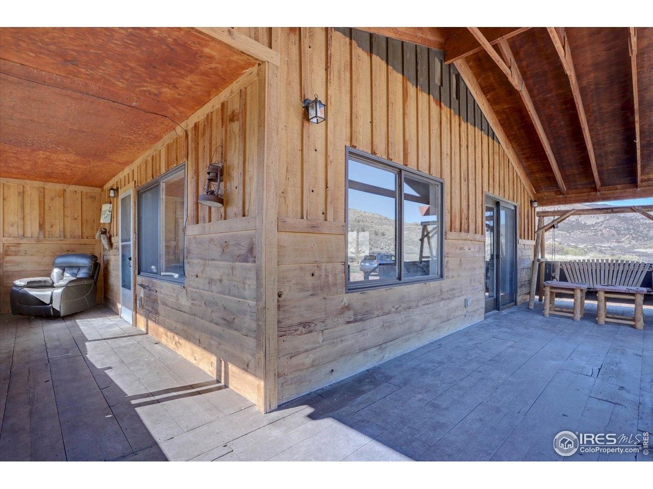 Lyons, Colorado, 80540, United States, 3 Bedrooms Bedrooms, ,2 BathroomsBathrooms,Residential,Active,1969834