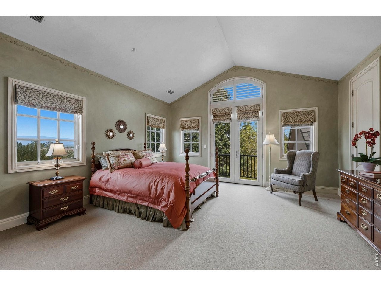 Niwot, Colorado, 80503, United States, 5 Bedrooms Bedrooms, ,6 BathroomsBathrooms,Residential,Active,2045621