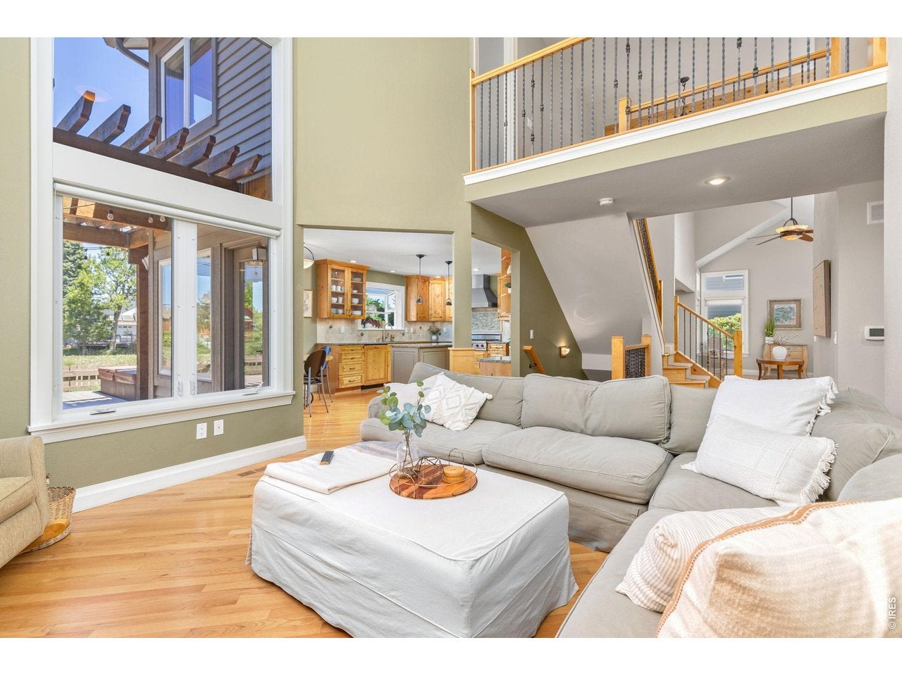 Louisville, Colorado, 80027, United States, 5 Bedrooms Bedrooms, ,5 BathroomsBathrooms,Residential,Active,2041594