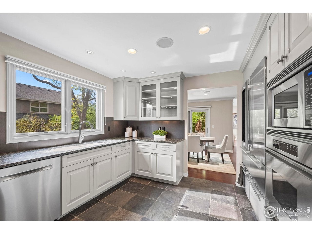 Boulder, Colorado, 80301, United States, 3 Bedrooms Bedrooms, ,4 BathroomsBathrooms,Residential,Active,1997580