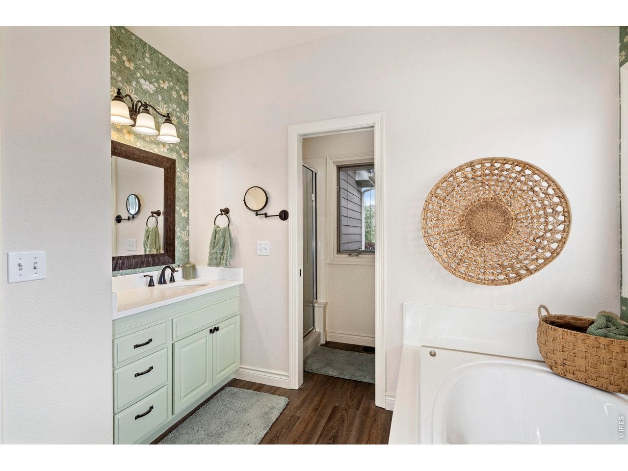 Windsor, Colorado, 80550, United States, 5 Bedrooms Bedrooms, ,4 BathroomsBathrooms,Residential,Active,2052058