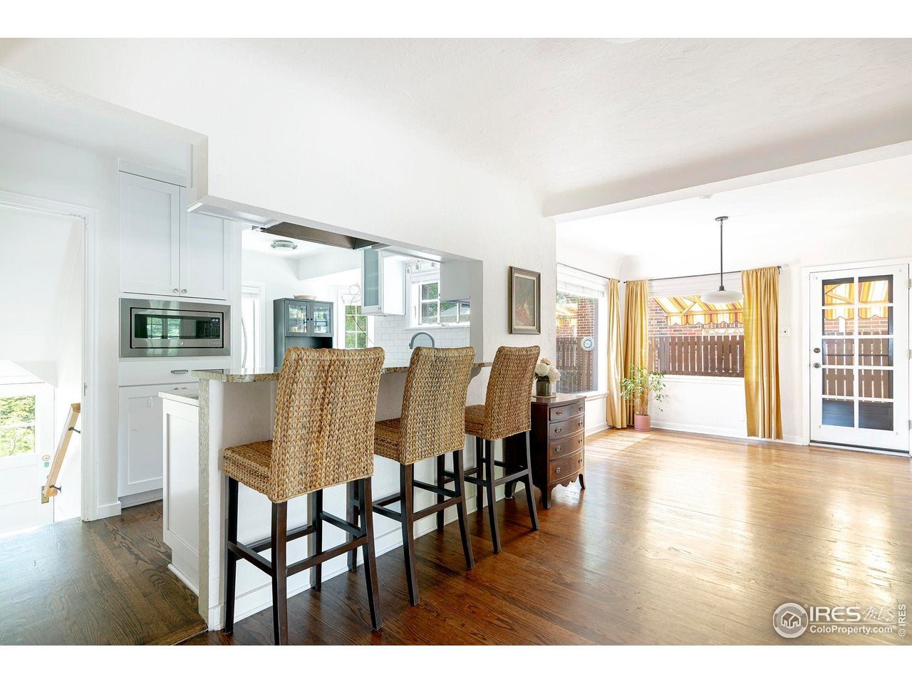 Boulder, Colorado, 80302, United States, 5 Bedrooms Bedrooms, ,2 BathroomsBathrooms,Residential,Active,1997618