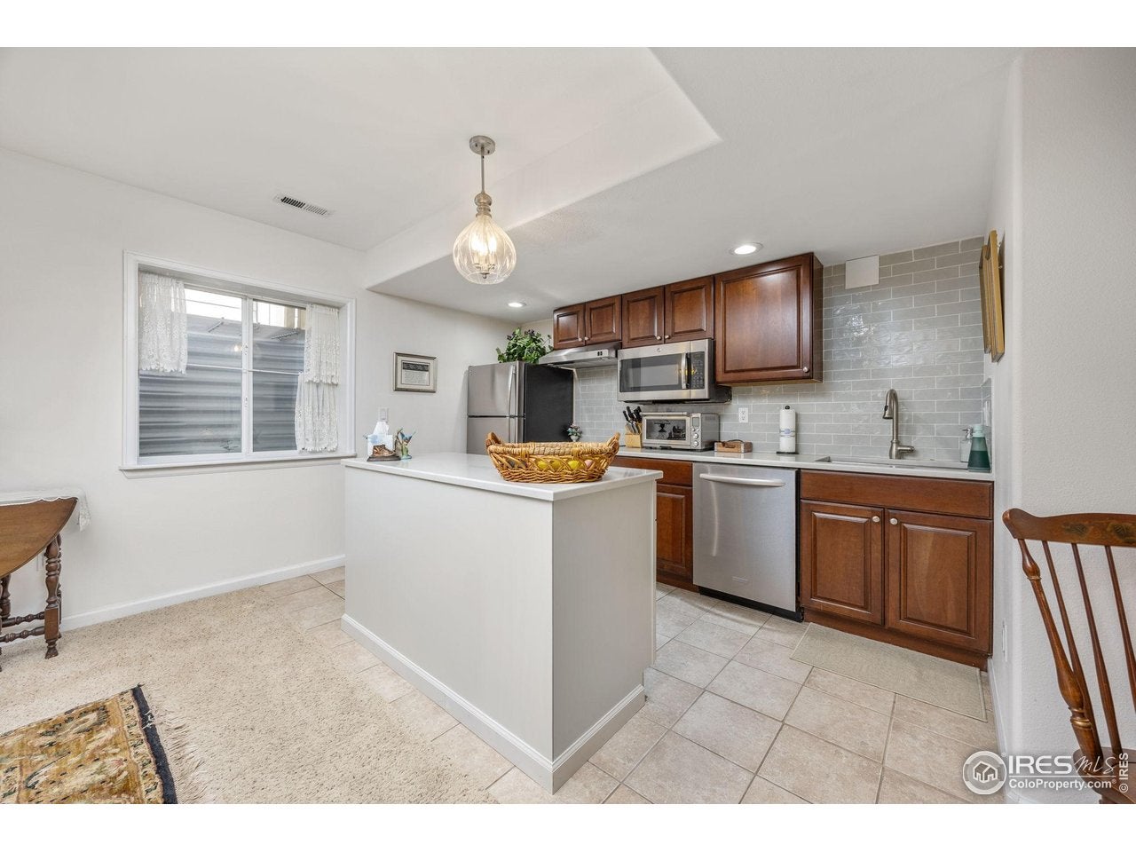 Superior, Colorado, 80027, United States, 5 Bedrooms Bedrooms, ,5 BathroomsBathrooms,Residential,Active,1990600