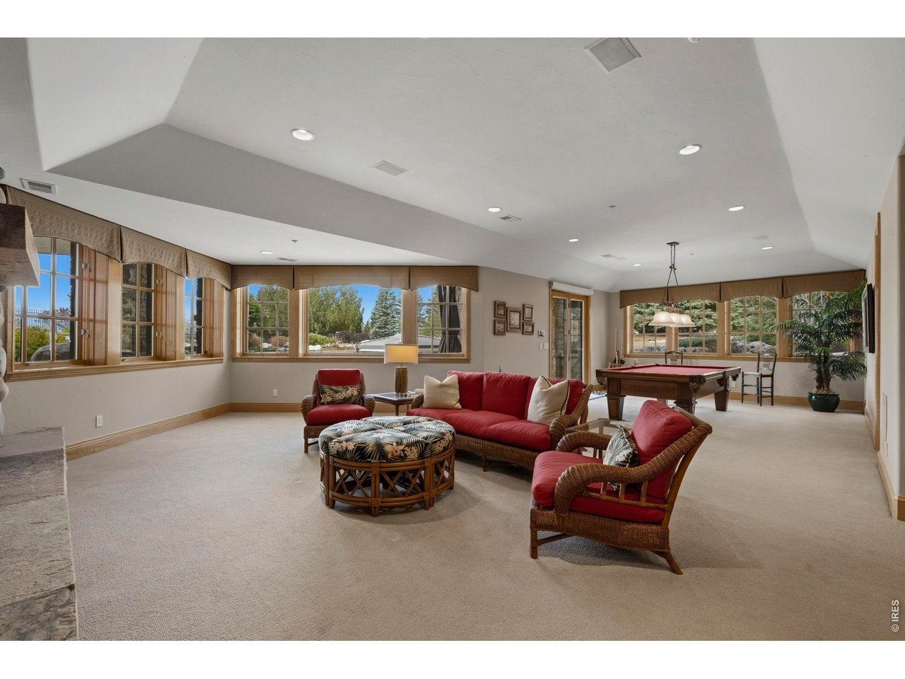 Niwot, Colorado, 80503, United States, 5 Bedrooms Bedrooms, ,6 BathroomsBathrooms,Residential,Active,2045621