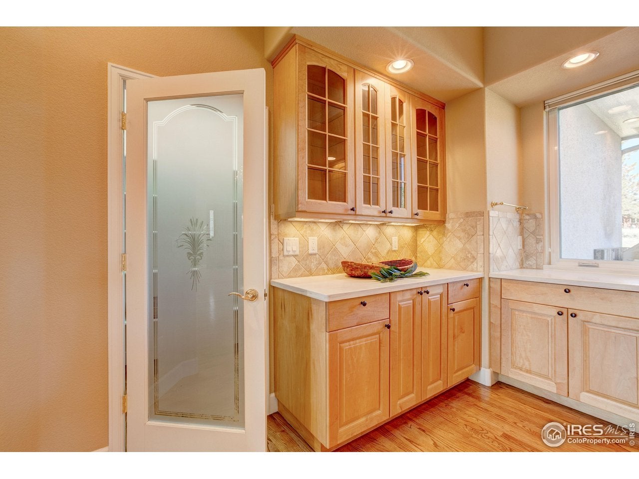 Estes Park, Colorado, 80517, United States, 4 Bedrooms Bedrooms, ,3 BathroomsBathrooms,Residential,Active,1952630