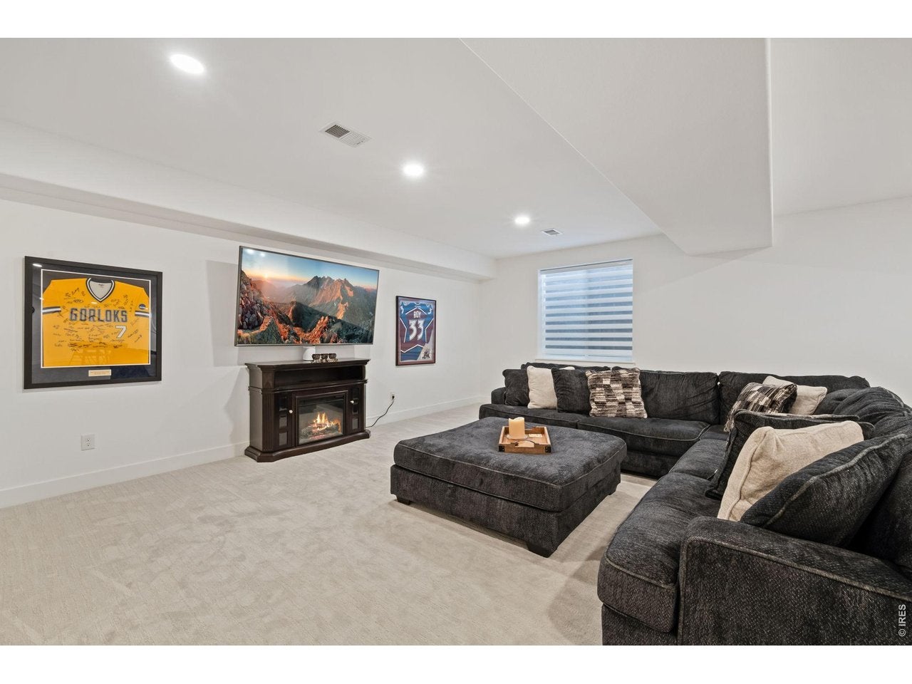 Berthoud, Colorado, 80513, United States, 5 Bedrooms Bedrooms, ,4 BathroomsBathrooms,Residential,Active,2045014