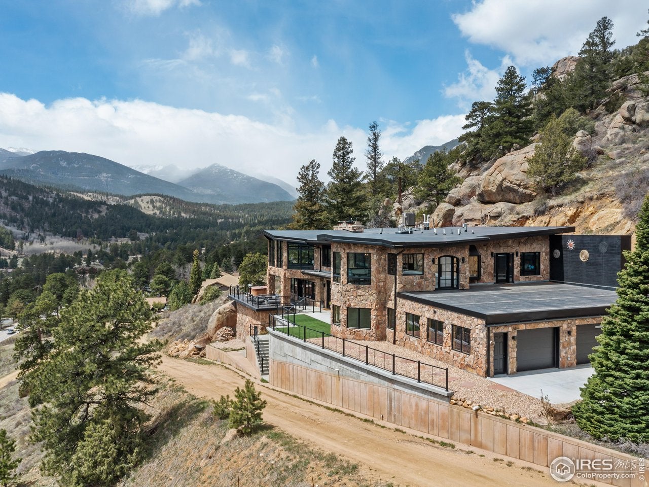 Estes Park, Colorado, 80517, United States, 5 Bedrooms Bedrooms, ,4 BathroomsBathrooms,Residential,Active,2012217