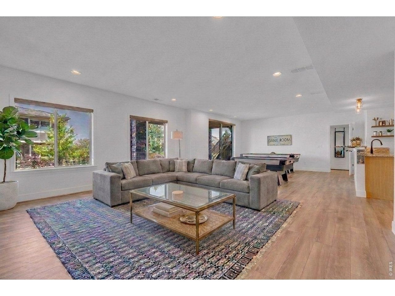 Broomfield, Colorado, 80023, United States, 5 Bedrooms Bedrooms, ,5 BathroomsBathrooms,Residential,Active,2052095