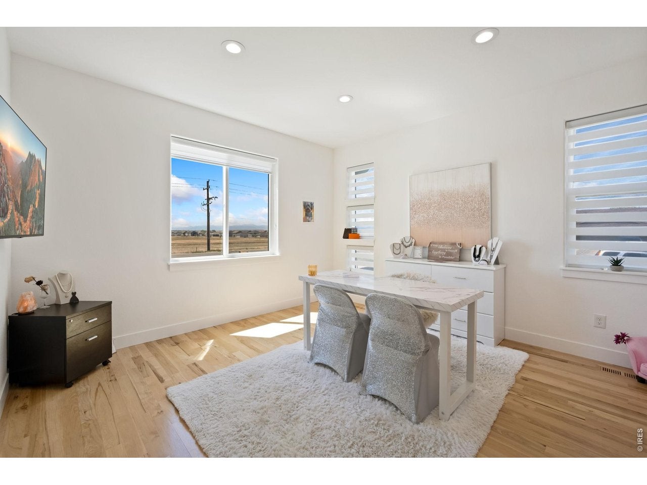 Berthoud, Colorado, 80513, United States, 5 Bedrooms Bedrooms, ,4 BathroomsBathrooms,Residential,Active,2045014