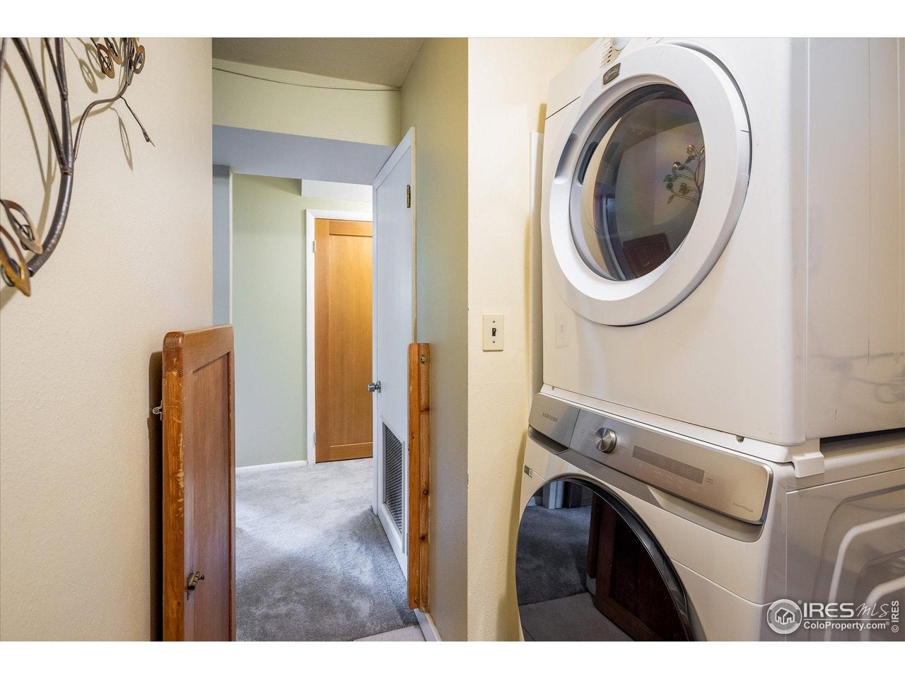 Boulder, Colorado, 80304, United States, 3 Bedrooms Bedrooms, ,2 BathroomsBathrooms,Residential,Active,1971017