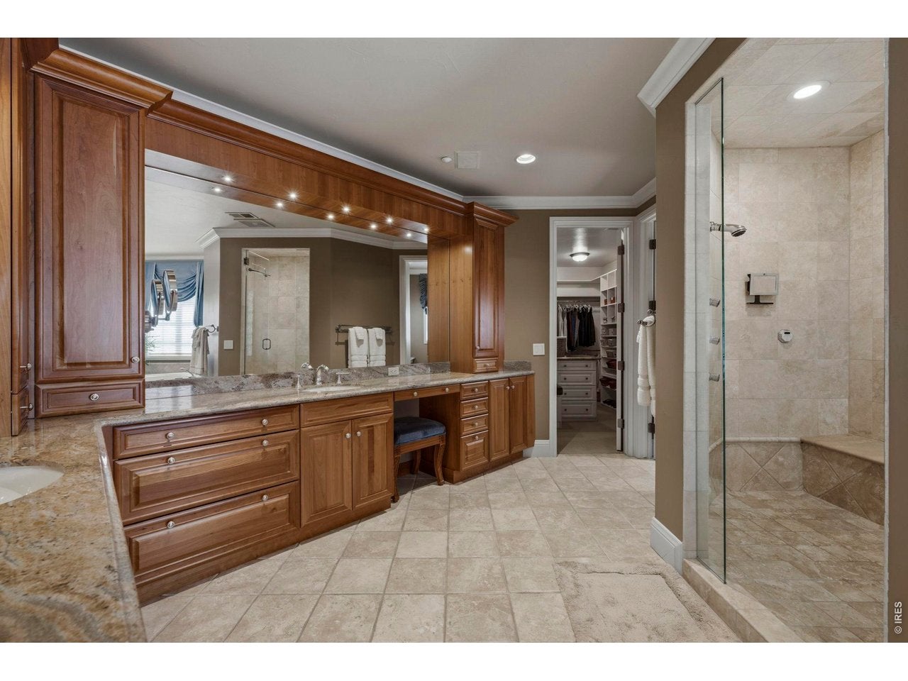 Niwot, Colorado, 80503, United States, 5 Bedrooms Bedrooms, ,6 BathroomsBathrooms,Residential,Active,2045621