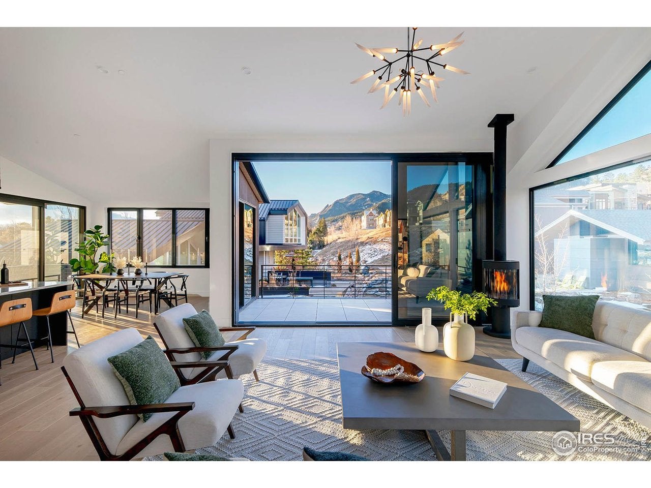 Boulder, Colorado, 80304, United States, 5 Bedrooms Bedrooms, ,5 BathroomsBathrooms,Residential,Active,2015466