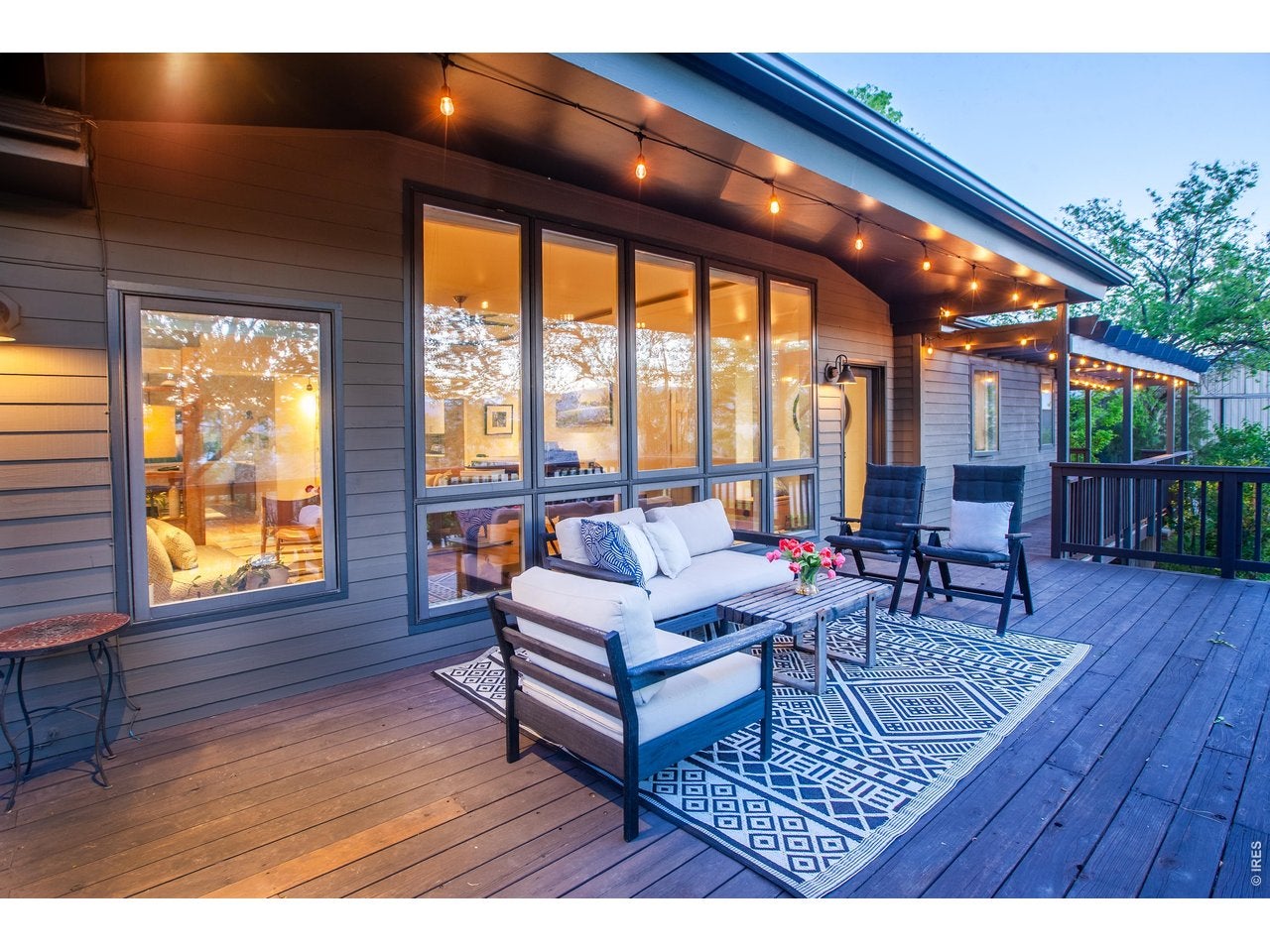 Longmont, Colorado, 80503, United States, 4 Bedrooms Bedrooms, ,4 BathroomsBathrooms,Residential,Contingent,2045596