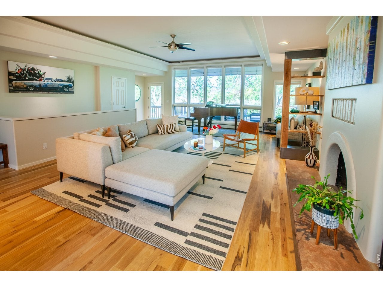 Longmont, Colorado, 80503, United States, 4 Bedrooms Bedrooms, ,4 BathroomsBathrooms,Residential,Contingent,2045596