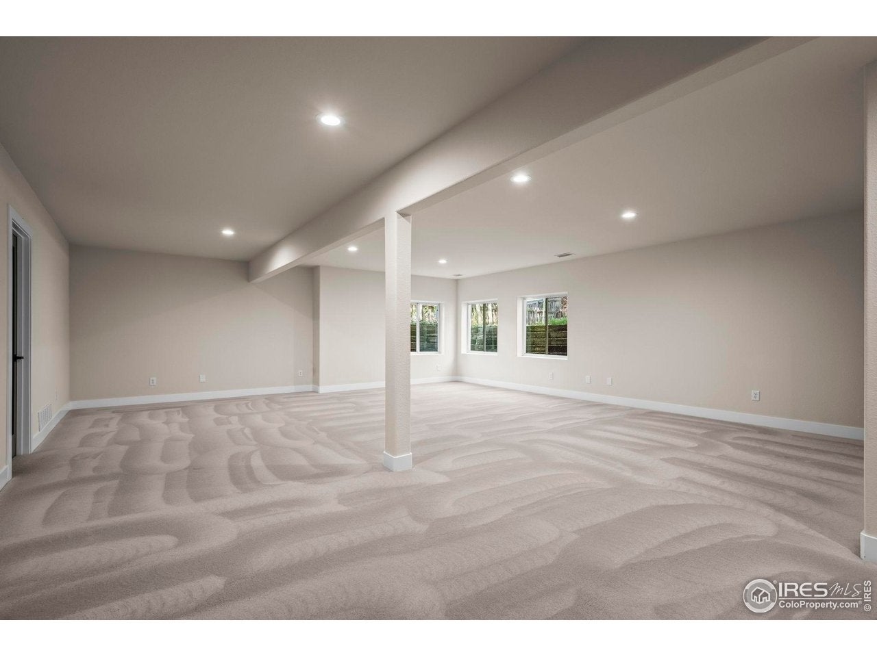 Boulder, Colorado, 80301, United States, 4 Bedrooms Bedrooms, ,4 BathroomsBathrooms,Residential,Active,1997569