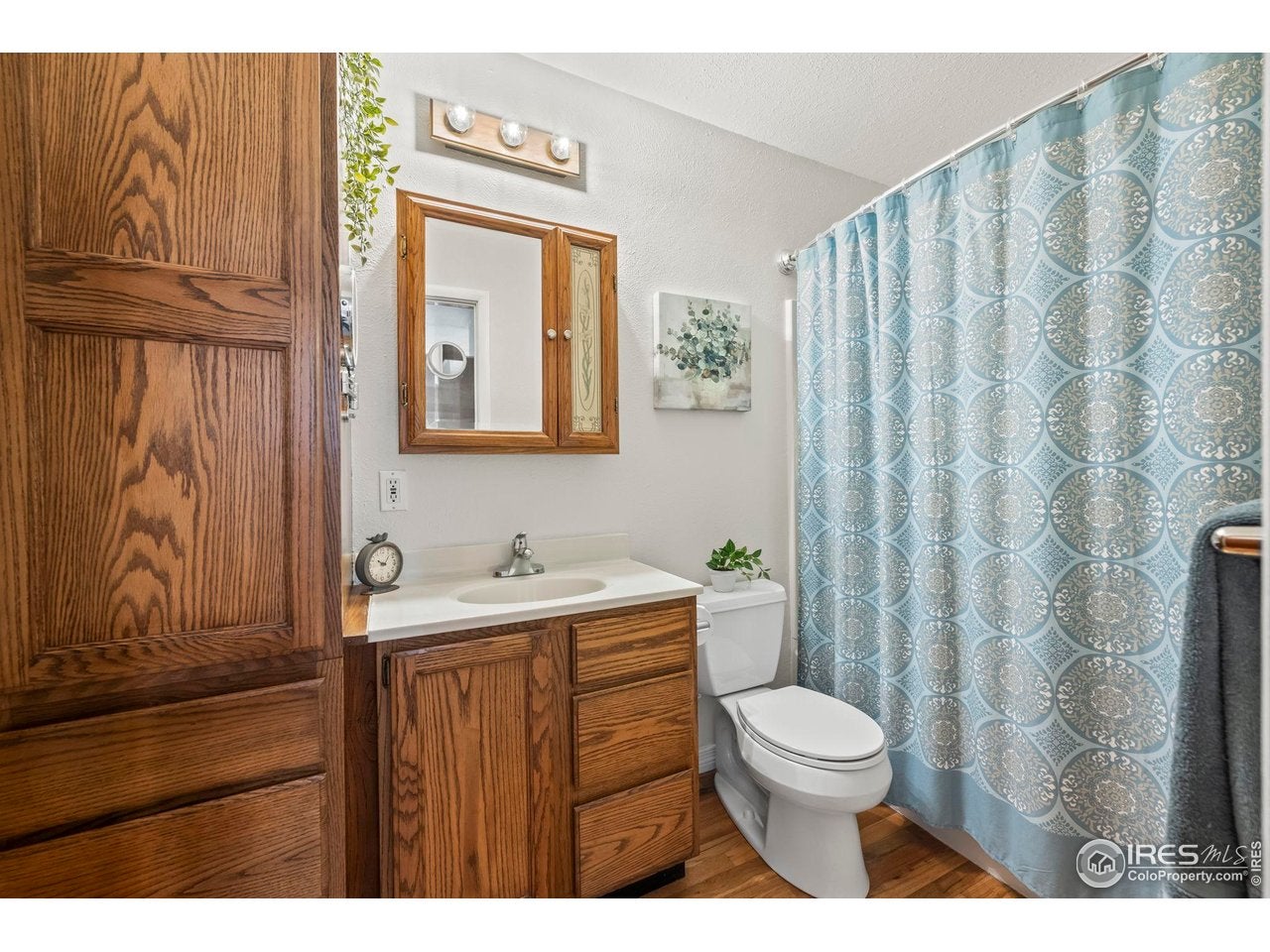 Boulder, Colorado, 80303, United States, 4 Bedrooms Bedrooms, ,3 BathroomsBathrooms,Residential,Active,1997561