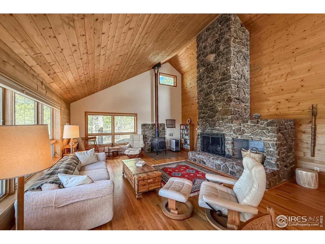 Lyons, Colorado, 80540, United States, 2 Bedrooms Bedrooms, ,2 BathroomsBathrooms,Residential,Active,1876678