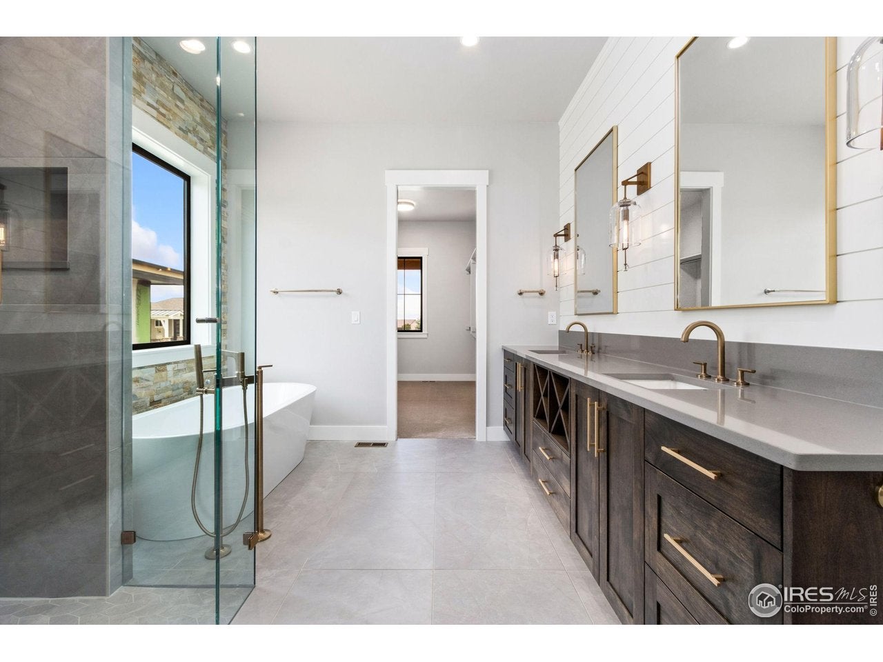 Windsor, Colorado, 80550, United States, 4 Bedrooms Bedrooms, ,6 BathroomsBathrooms,Residential,Active,1999927