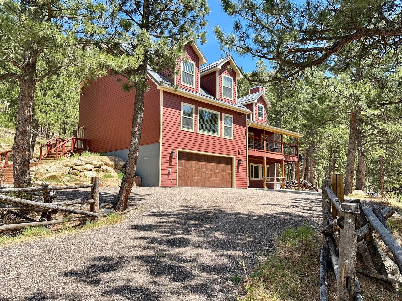 Lyons, Colorado, 80540, United States, 5 Bedrooms Bedrooms, ,4 BathroomsBathrooms,Residential,Active,2006864