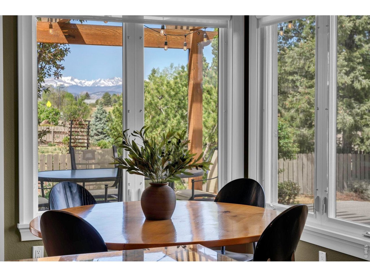 Louisville, Colorado, 80027, United States, 5 Bedrooms Bedrooms, ,5 BathroomsBathrooms,Residential,Active,2041594