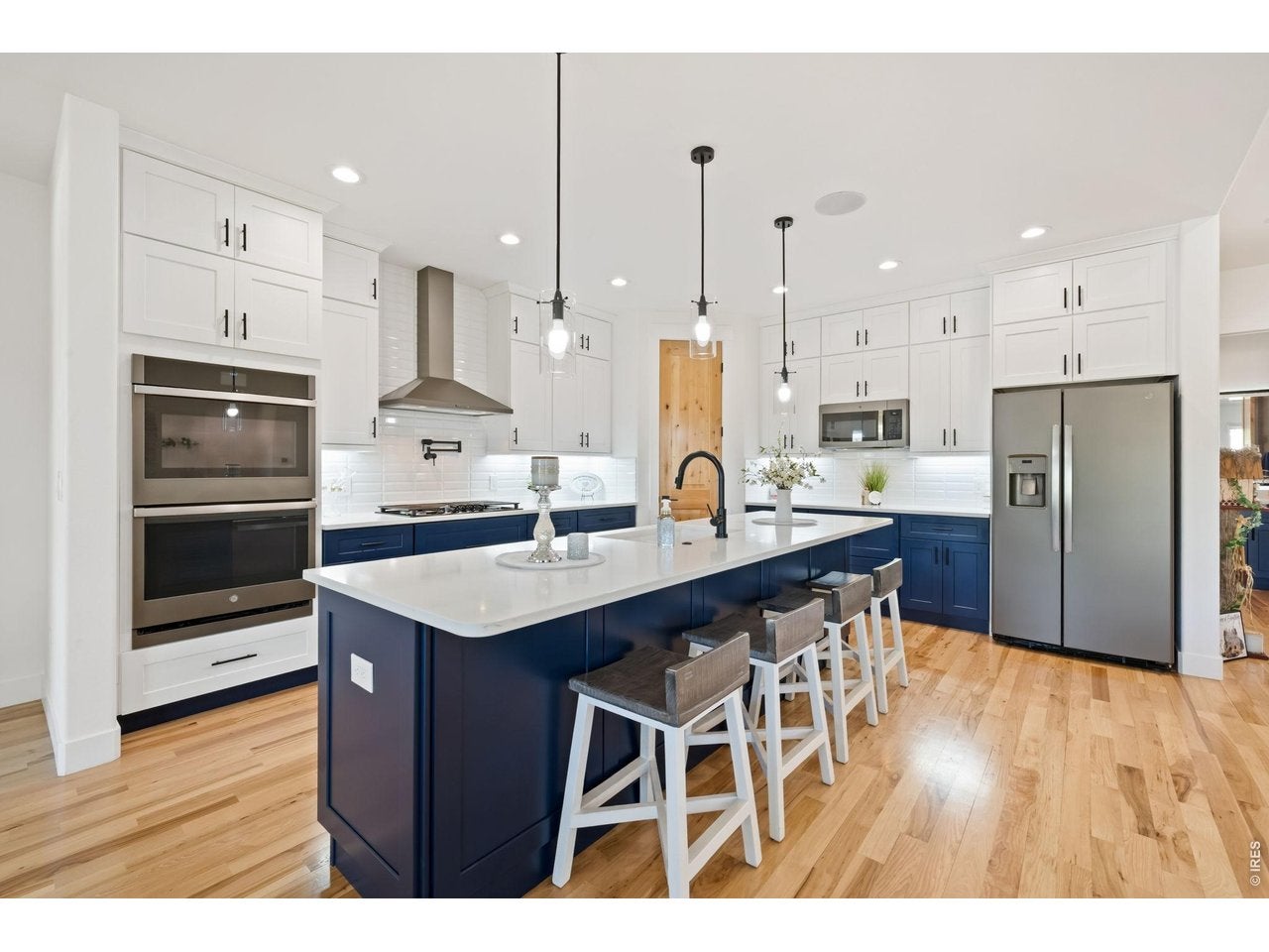 Berthoud, Colorado, 80513, United States, 5 Bedrooms Bedrooms, ,4 BathroomsBathrooms,Residential,Active,2045014