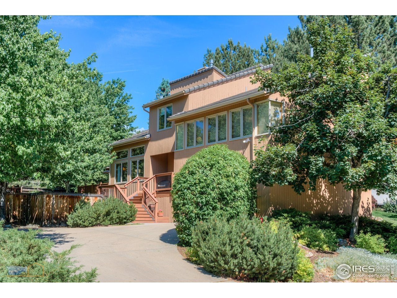Boulder, Colorado, 80304, United States, 5 Bedrooms Bedrooms, ,4 BathroomsBathrooms,Residential,Active,1997604