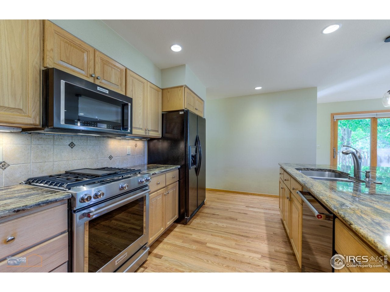 Boulder, Colorado, 80304, United States, 5 Bedrooms Bedrooms, ,4 BathroomsBathrooms,Residential,Active,1997604