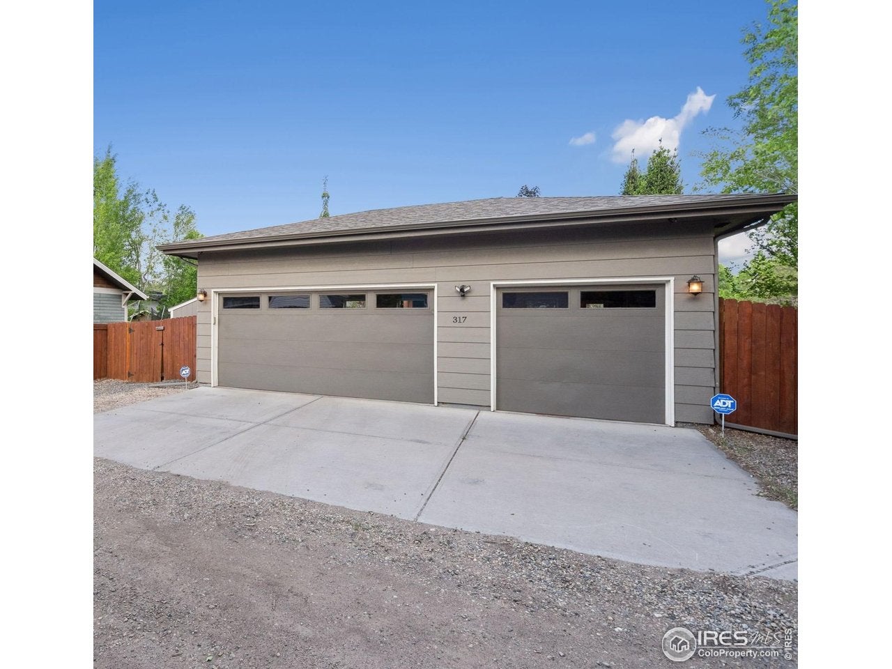 Fort Collins, Colorado, 80521, United States, 3 Bedrooms Bedrooms, ,5 BathroomsBathrooms,Residential,Active,1821975