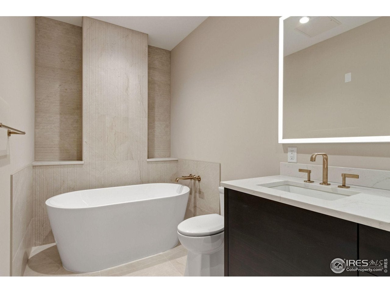 Loveland, Colorado, 80537, United States, 3 Bedrooms Bedrooms, ,3 BathroomsBathrooms,Residential,Active,1726919