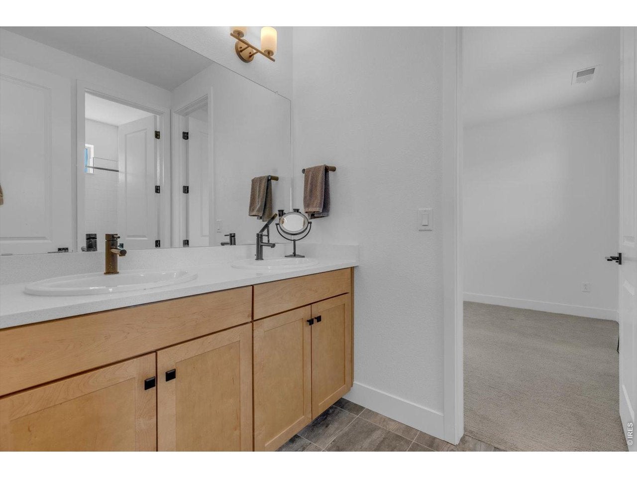 Broomfield, Colorado, 80023, United States, 5 Bedrooms Bedrooms, ,5 BathroomsBathrooms,Residential,Active,2052095