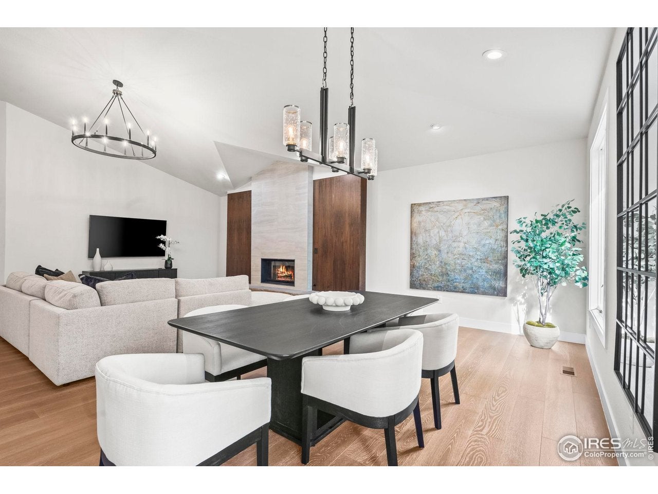 Boulder, Colorado, 80301, United States, 4 Bedrooms Bedrooms, ,4 BathroomsBathrooms,Residential,Active,1997569