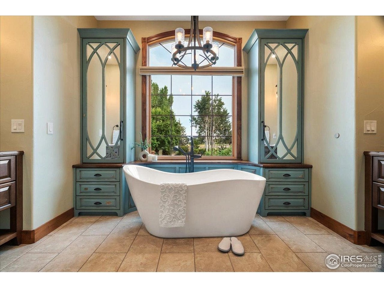 Fort Collins, Colorado, 80524, United States, 5 Bedrooms Bedrooms, ,6 BathroomsBathrooms,Residential,Active,1913972