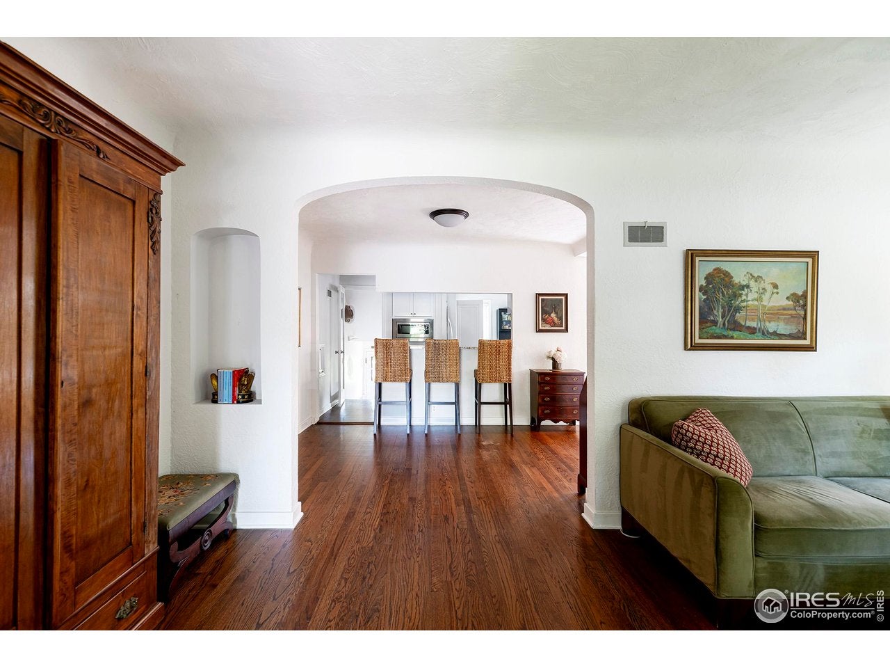 Boulder, Colorado, 80302, United States, 5 Bedrooms Bedrooms, ,2 BathroomsBathrooms,Residential,Active,1997618