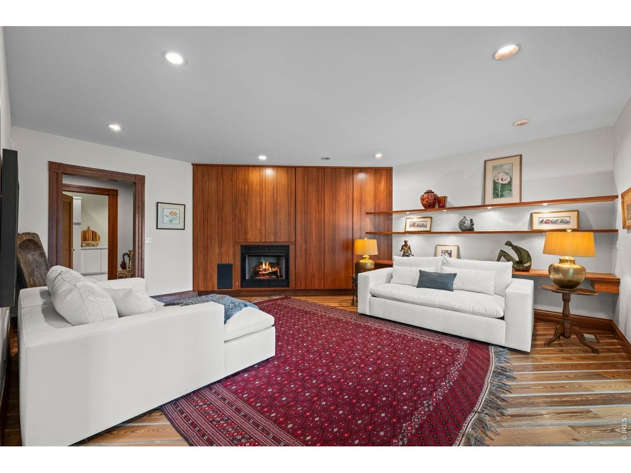 Niwot, Colorado, 80503, United States, 4 Bedrooms Bedrooms, ,7 BathroomsBathrooms,Residential,Active,2033402